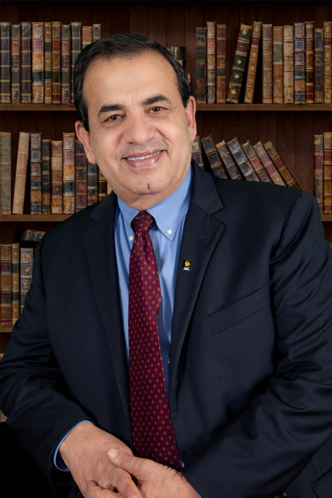 Headshot Batarseh (3)